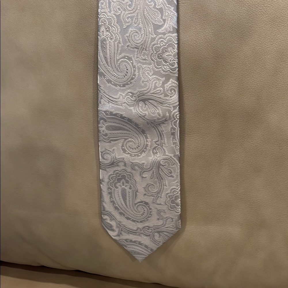 Elegant White Paisley Tie
